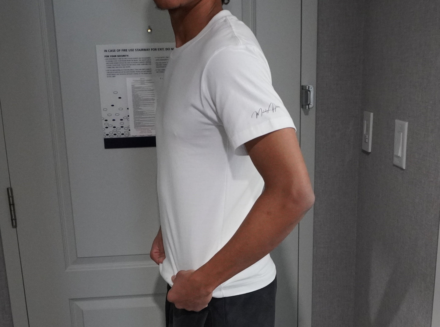 signature tee - unisex