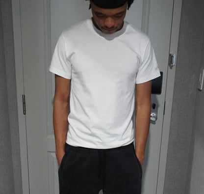 signature tee - unisex